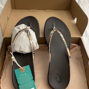 Olukai Leather Sandals “Brand New”